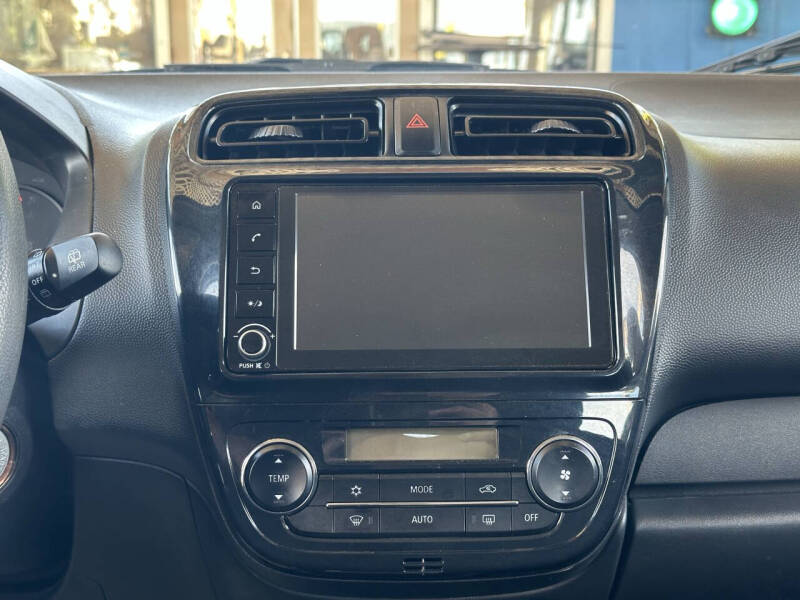 2024 Mitsubishi Mirage ES