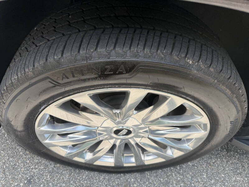 2022 Cadillac Escalade ESV Premium Luxury