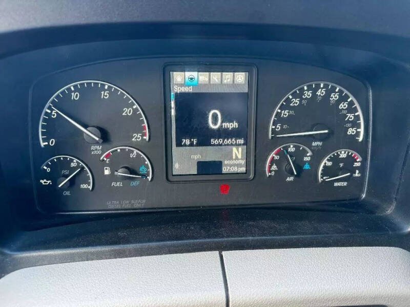 2020 Freightliner Cascadia