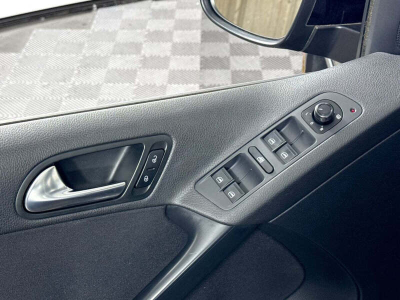 2017 Volkswagen Tiguan 2.0T Limited S