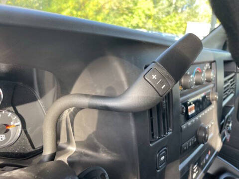 2025 Chevrolet Express 2500