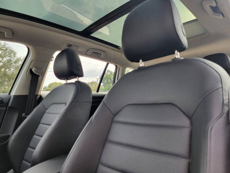 2017 Volkswagen Golf SportWagen TSI SEL