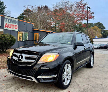 2015 Mercedes-Benz GLK for sale at Town Auto in Chesapeake VA