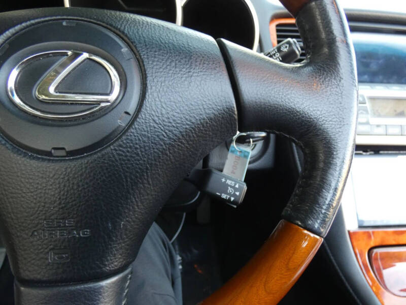 2006 Lexus SC 430