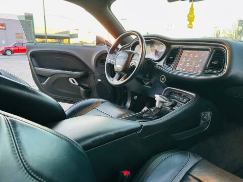 2018 Dodge Challenger SXT