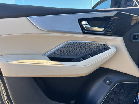 2023 Acura MDX w/Tech