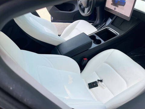 2024 Tesla Model Y Performance