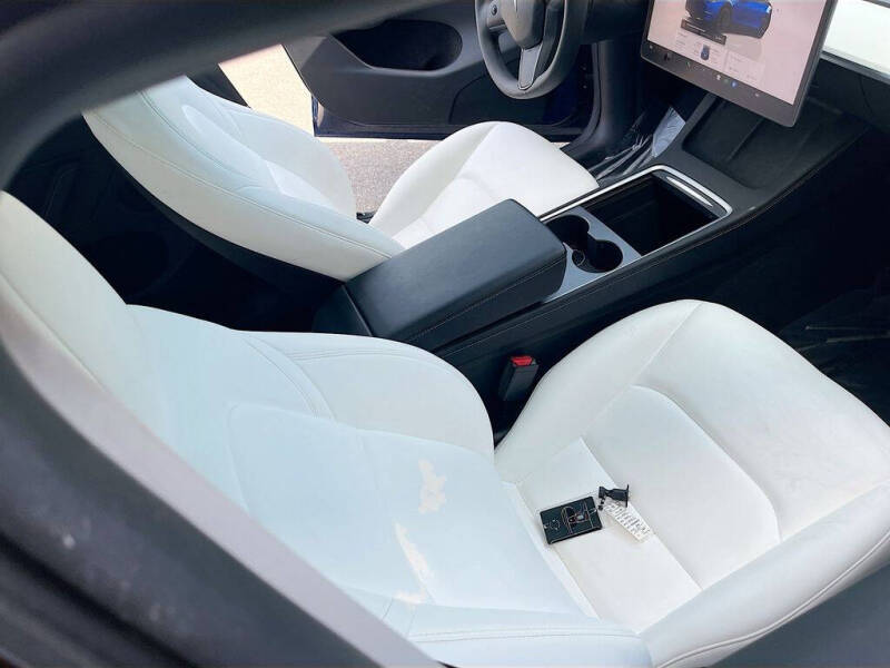 2024 Tesla Model Y Performance