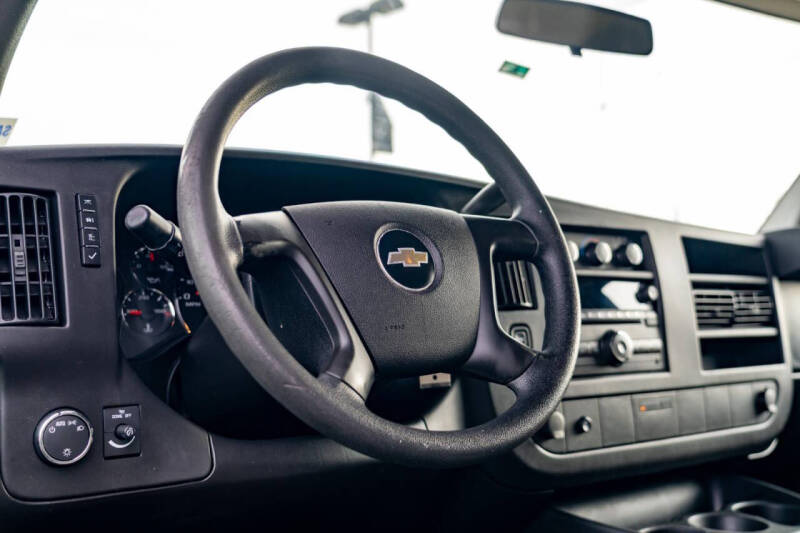 2009 Chevrolet Express LS 1500