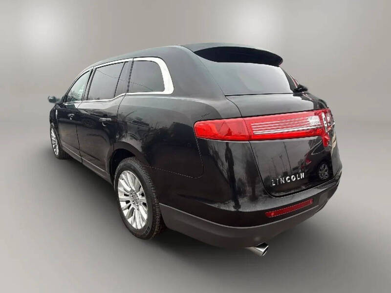 2010 Lincoln MKT