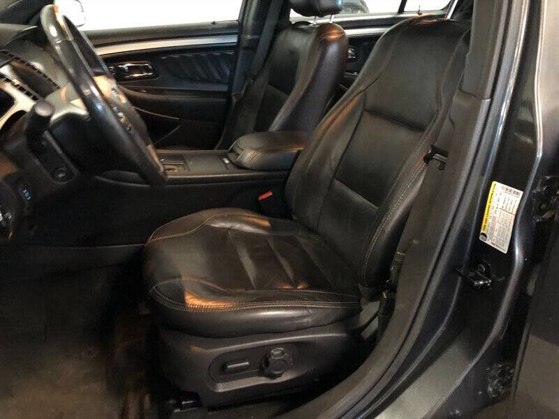 2015 Ford Taurus SEL