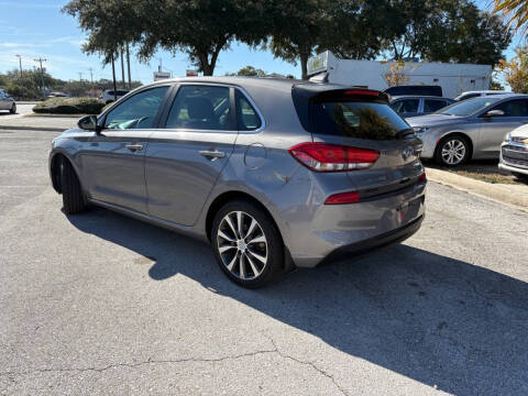 2020 Hyundai Elantra GT