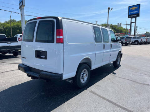 2025 Chevrolet Express 2500