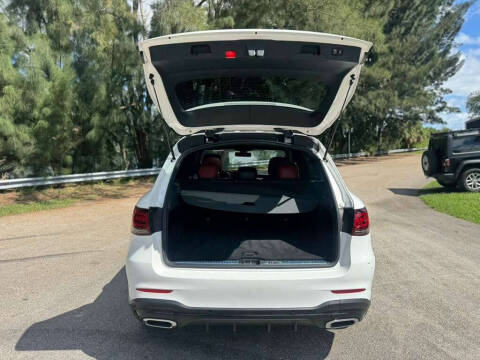 2021 Mercedes-Benz GLC GLC 300