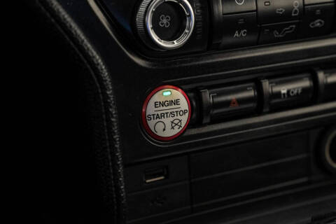 2017 Ford Mustang V6