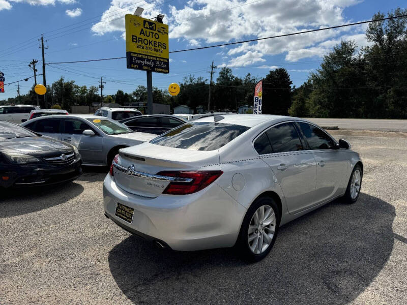 2016 Buick Regal Base photo 8