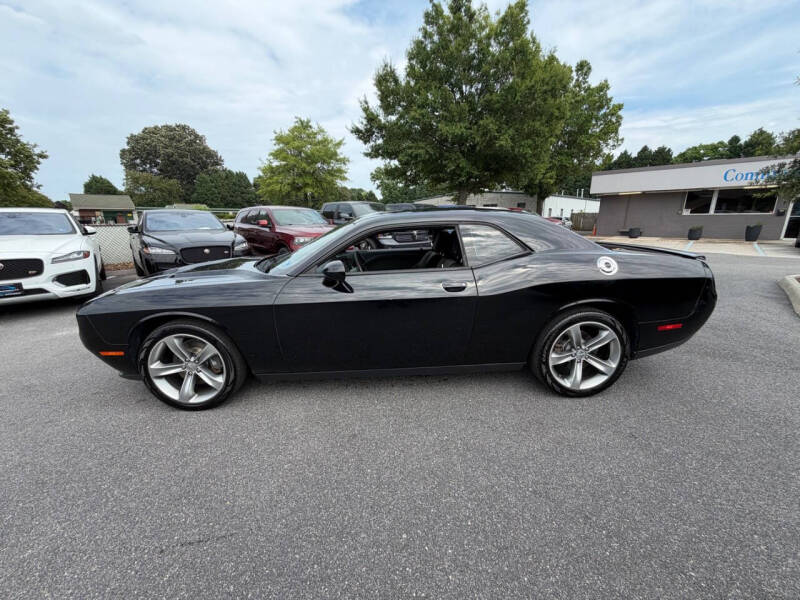 2015 Dodge Challenger SXT