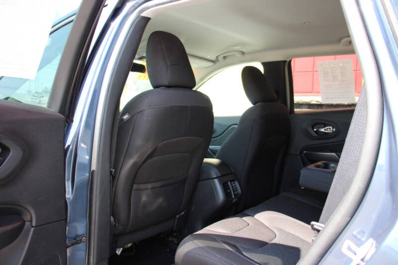 2019 Jeep Cherokee Latitude