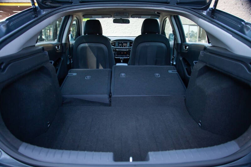 2019 Hyundai Ioniq Hybrid Blue