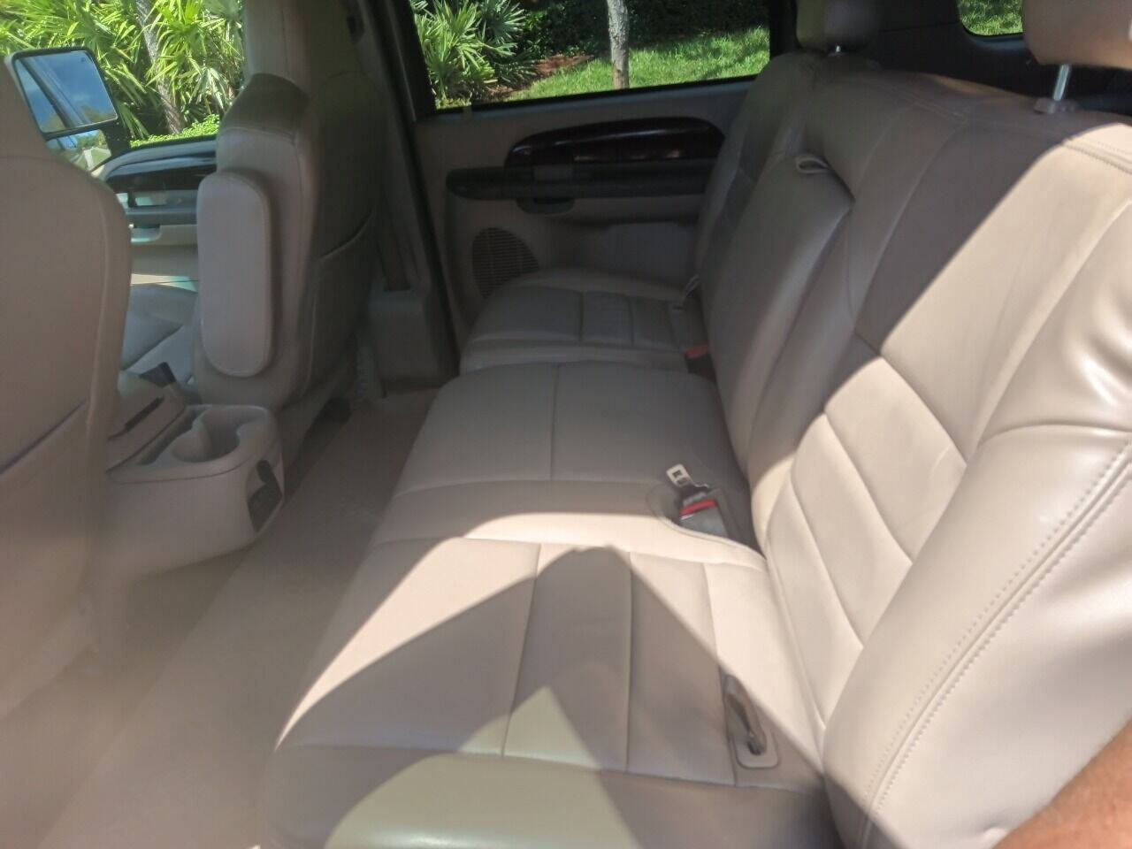2003 Ford Excursion SUV / Crossover - $11,950