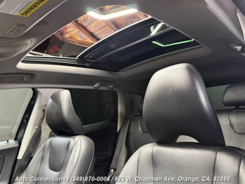 2015 Volvo XC60 T5 Drive-E Platinum