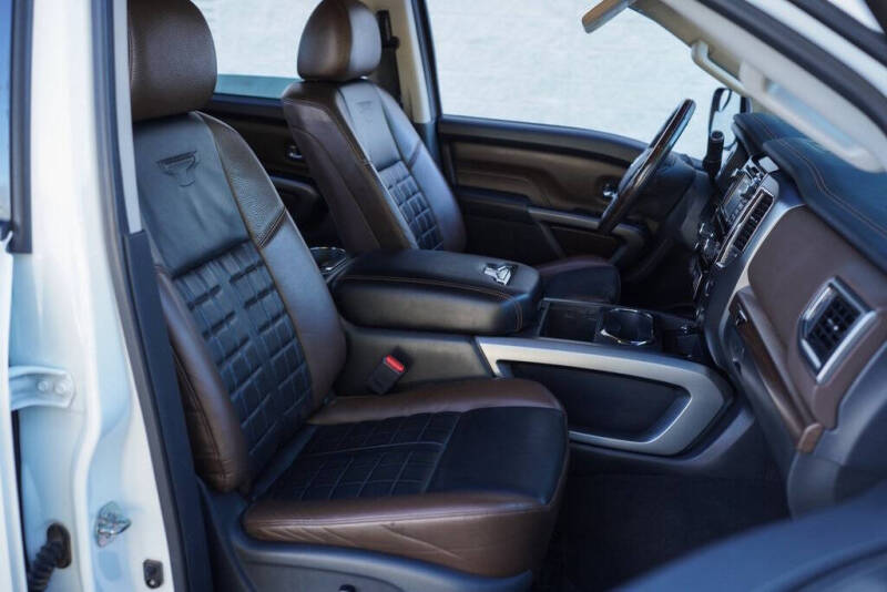 2018 Nissan Titan Platinum Reserve