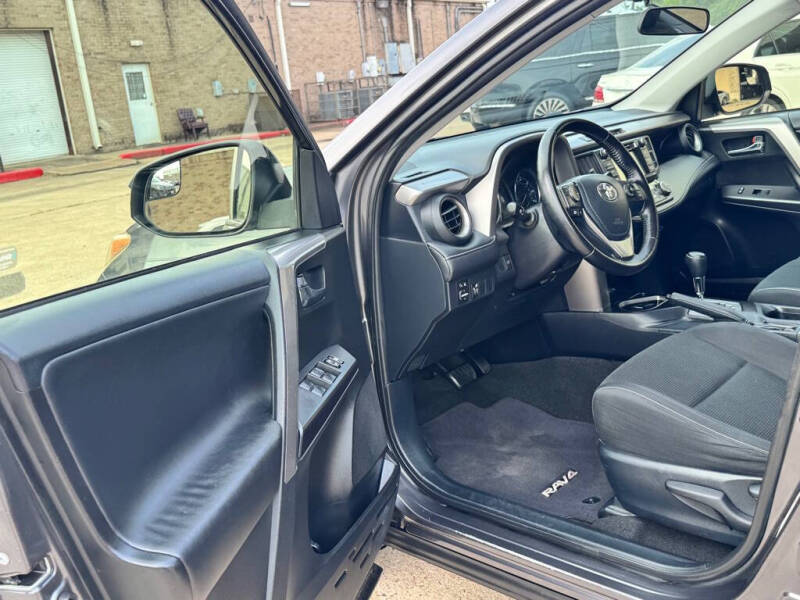 2016 Toyota RAV4 XLE
