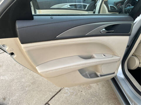 2017 Lincoln MKZ Premiere