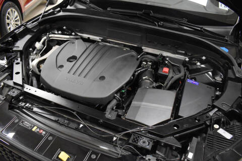 2024 Volvo XC60 B5 Plus Dark Theme