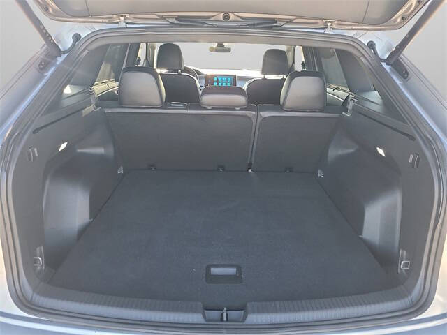 2024 Volkswagen Atlas Cross Sport SE