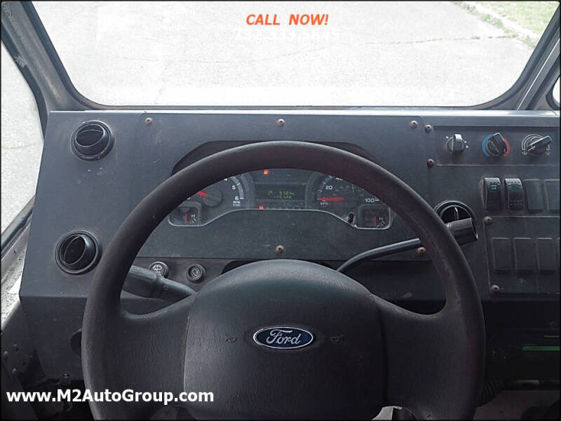 2011 Ford E-Series E-350 SD