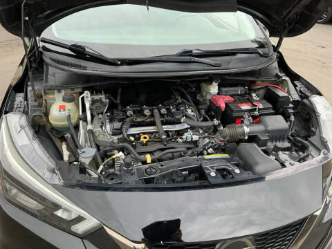 2020 Nissan Versa SR