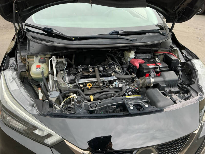 2020 Nissan Versa SR