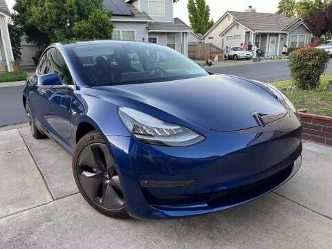 2020 Tesla Model 3 Long Range