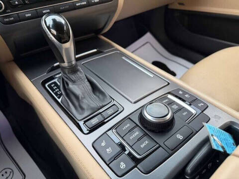 2015 Hyundai Genesis