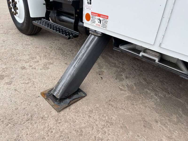 2013 International DuraStar 4300