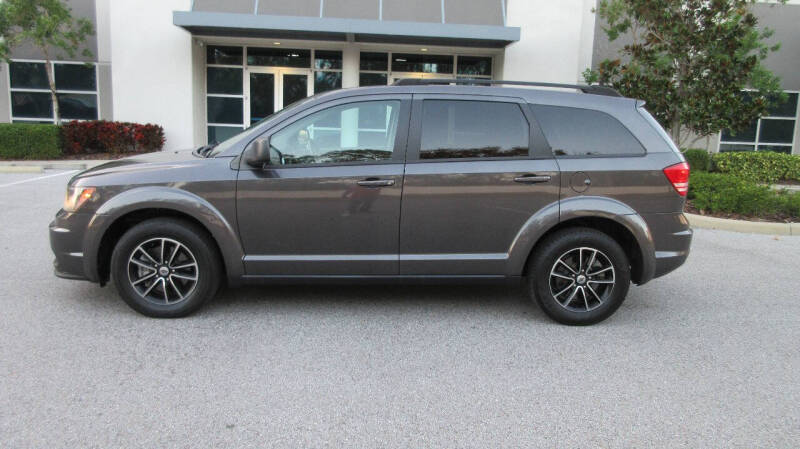 2018 Dodge Journey SE photo 2