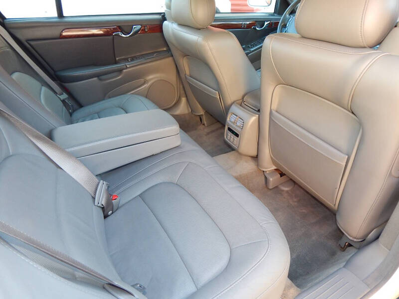 2004 Cadillac DeVille