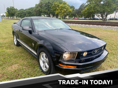 2007 Ford Mustang for sale at UNITED AUTO BROKERS in Hollywood FL