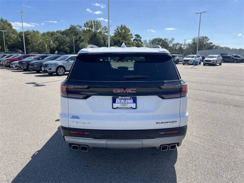 2025 GMC Acadia Elevation