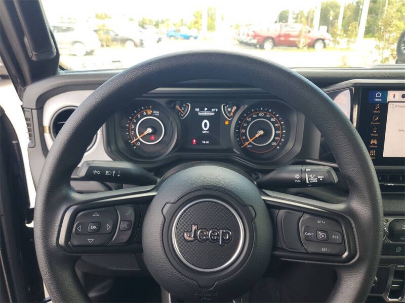 2025 Jeep Gladiator Sport