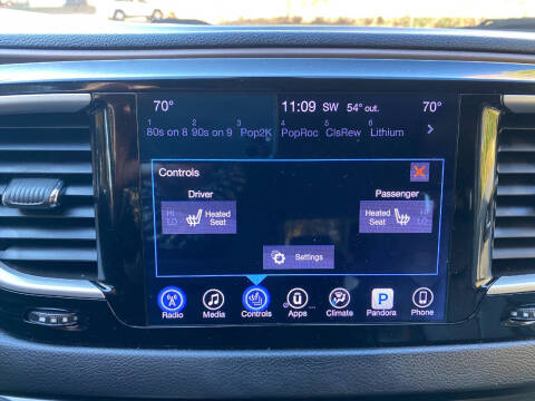 2017 Chrysler Pacifica Touring-L