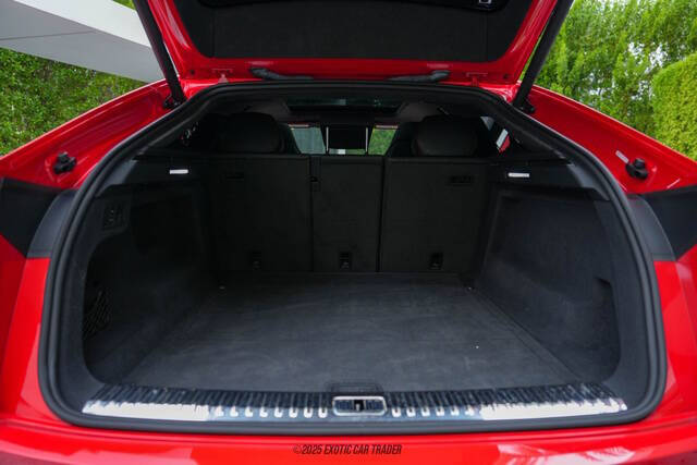 2019 Lamborghini Urus