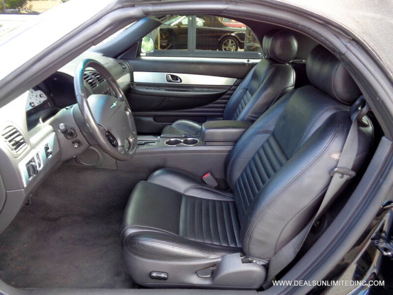 2002 Ford Thunderbird Deluxe