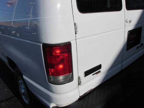 2014 Ford E-Series E-350 SD