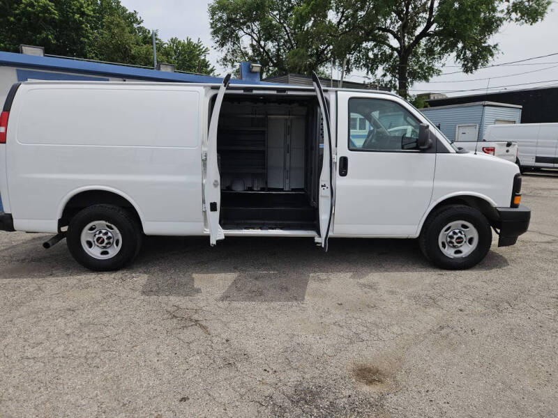 2017 GMC Savana 3500