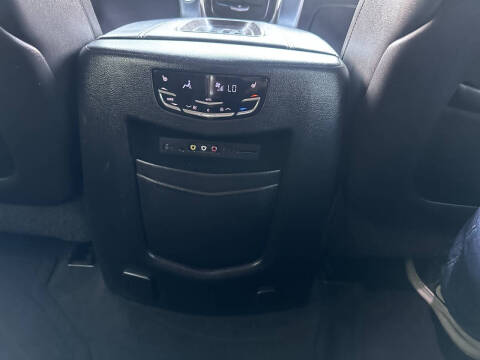 2016 Cadillac Escalade Luxury Collection