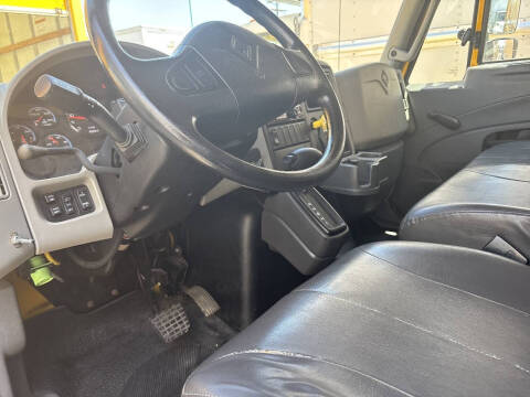2019 International DuraStar 4300