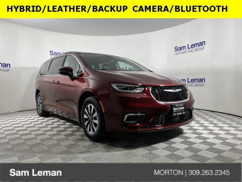 2023 Chrysler Pacifica Plug-In Hybrid for sale at Sam Leman CDJRF Morton in Morton IL