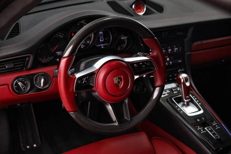 2017 Porsche 911